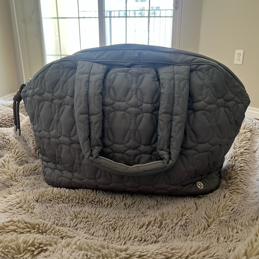 Lululemon Quilted Embrace Tote Bag - Like New